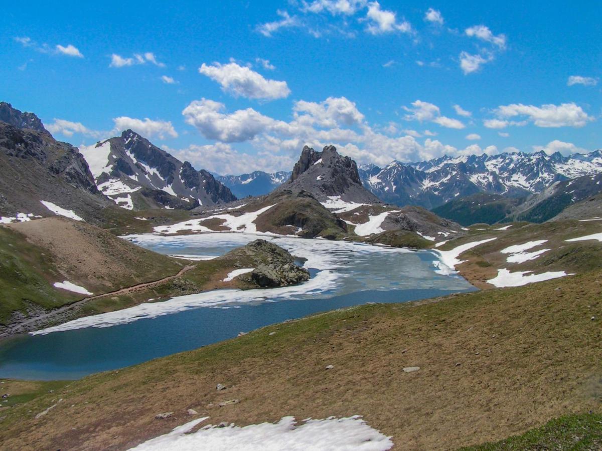 Gite Les Bartavelles Jausiers Esterno foto